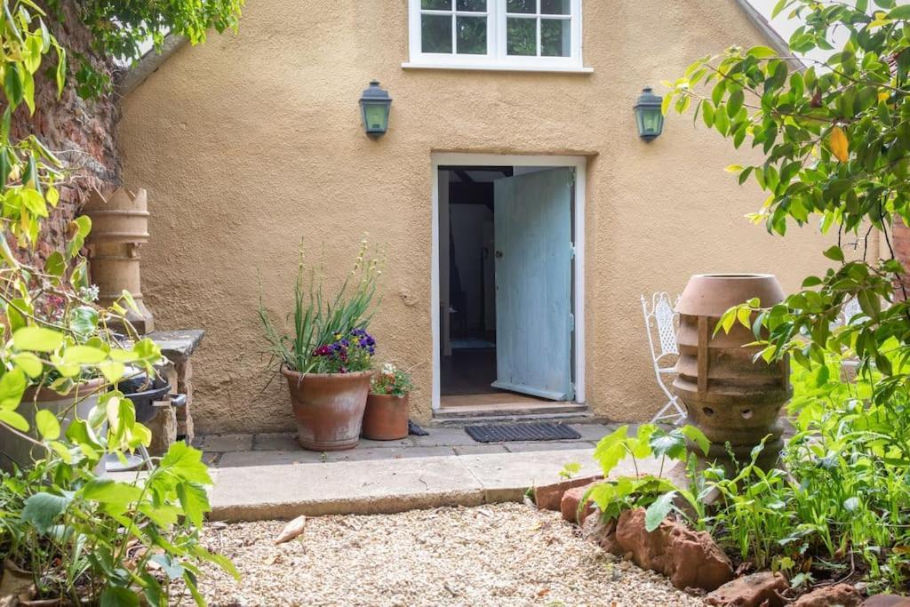 Loft Nr Bath & With Hot Tub Apartamento Bristol