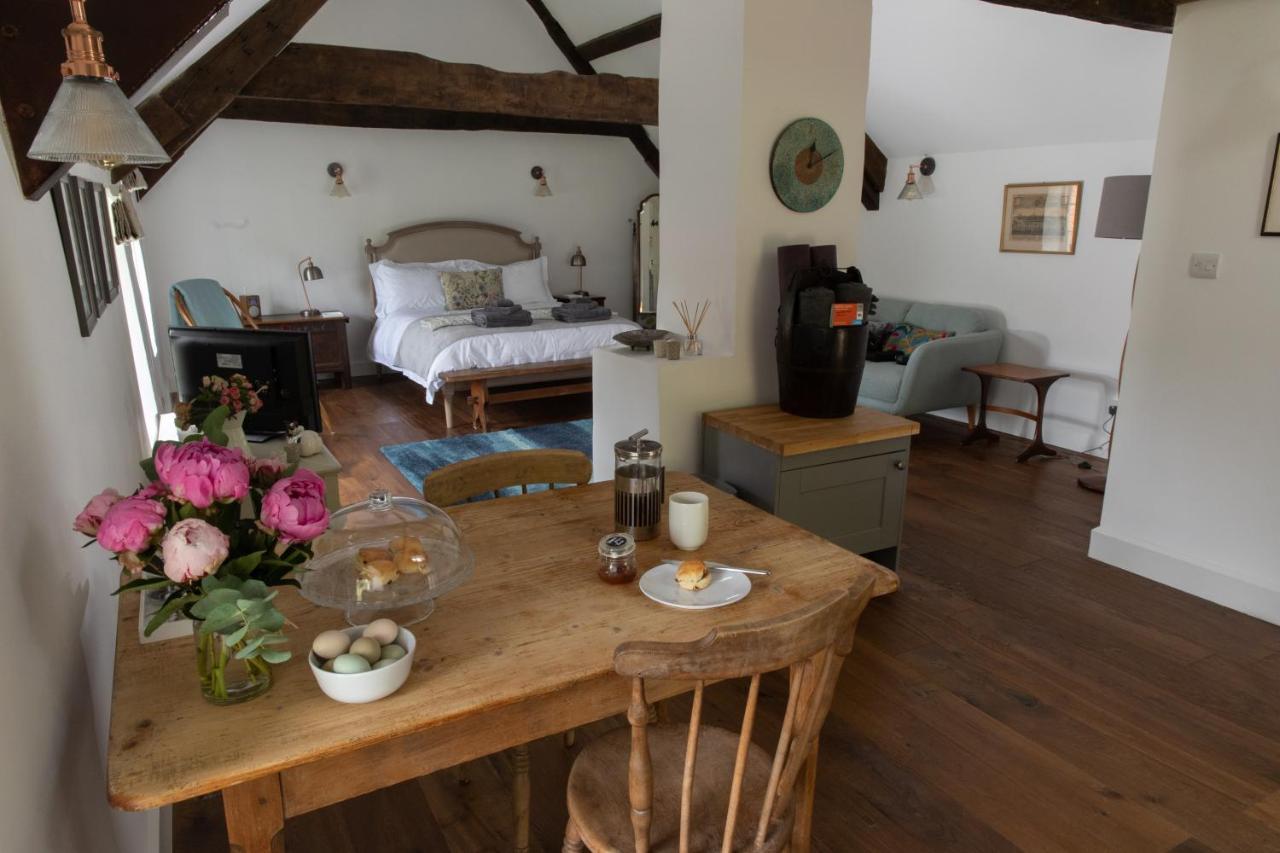 Apartamento Loft Nr Bath & With Hot Tub